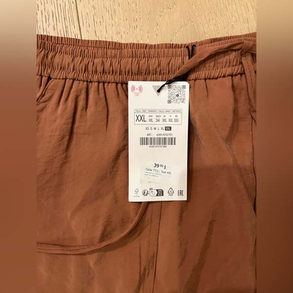 Flowy Ankle pants by Zara - Brand New - Picture 4 of 6